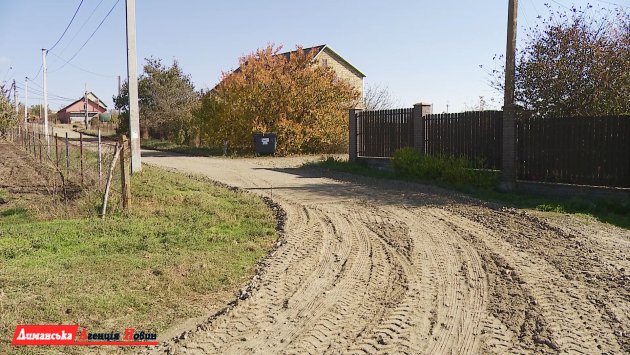 У Визирській ОТГ провели ремонт дорожнього покриття у провулку Зелений села Першотравневе (фото)
