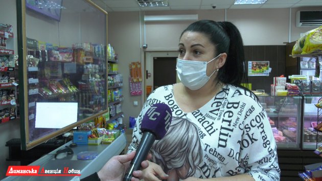 Надежда Барсук, администратор магазина «ТИС» в Першотравневом.