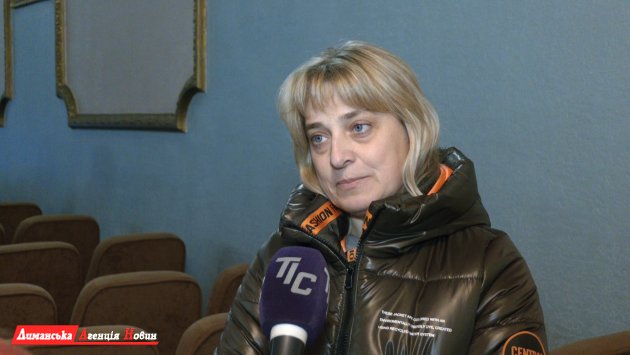 Надія Бондаренко, головна фахівчиня відділу земельних відносин та комунальної власності Визирської сільської ради.