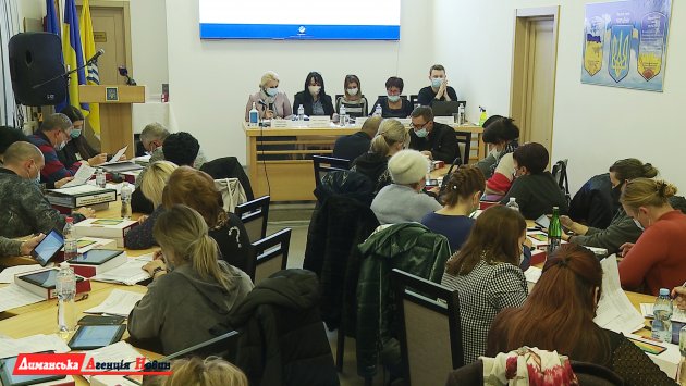 На сесії Красносільської сільради було прийнято ряд рішень стосовно бюджету громади (фото)