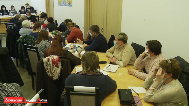 На позачерговій сесії депутати Красносільської сільради розглянули земельні питання (фото)