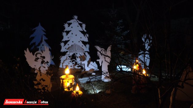 У Визирській ОТГ оглянули новорічно прикрашені садиби (фото)