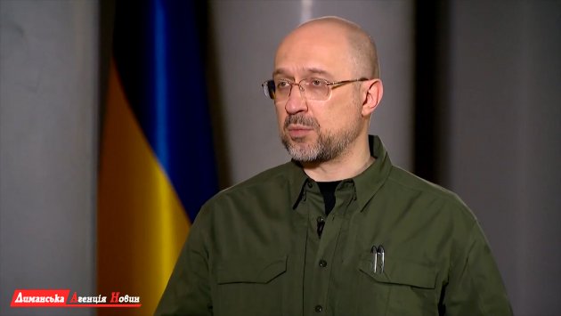 Денис Шмигаль, прем'єр-міністр України.