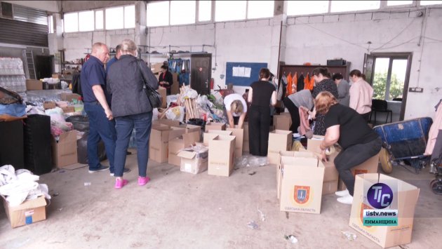 Представники Визирської ОТГ підготували другий гуманітарний вантаж для постраждалих на Херсонщині (фото)