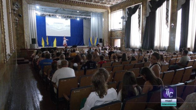 Визирская ОТГ: в Першотравневом торжественно отметили День Независимости Украины (фото)