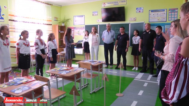 В Любопольской гимназии Визирской громады открыли «Класс безопасности» (видео)