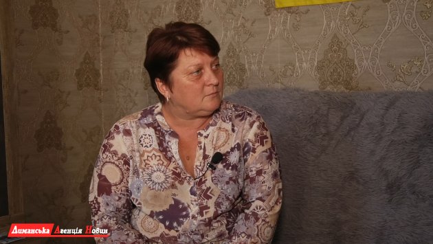 Катерина Костенко, мати Артема Костенко.