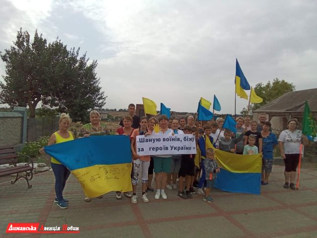 В Визирской громаде провели забег «Чту воинов, бегу за героев Украины» (фото)