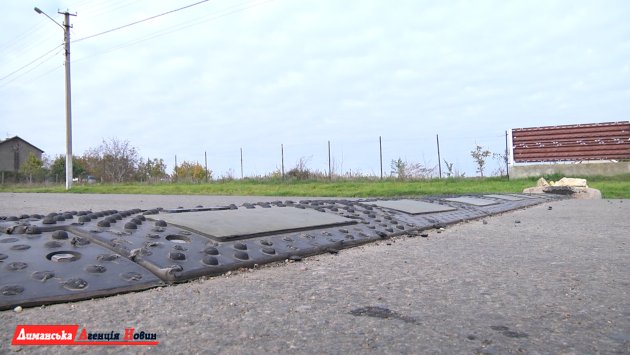У селі Бутівка встановили обмежувачі швидкості на дорозі (фото)