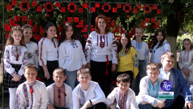 День вишиванки: учні закладів освіти Визирської СТГ одяглися у національні вбрання (фото)