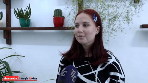 Євгенія Волкова, учасниця рою «Визирські козачата».