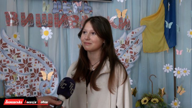 Алина Обоянова, участница роя «Кордонские соколята».