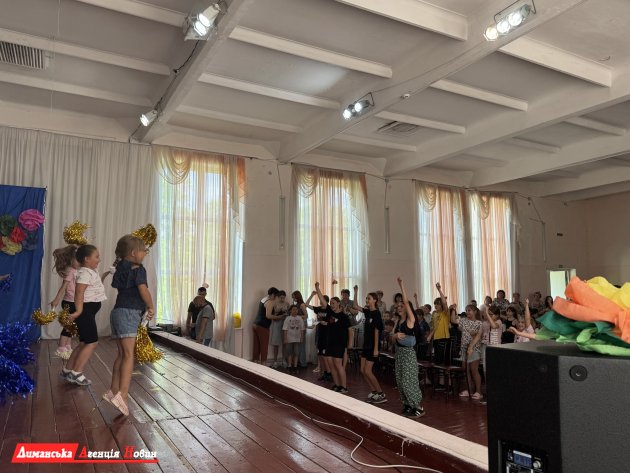 У Причорноморському ліцеї відбувся концерт до завершення зміни літнього табору «Енергія літа» (фото)