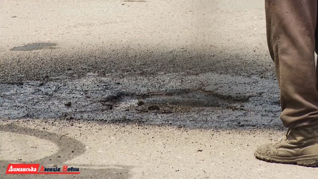 Дороги Визирской громады: ямочный ремонт поддерживает безопасность передвижения транспорта (фото)