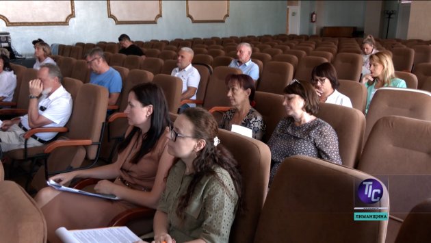 Перевиконання бюджету: депутати Визирської громади перерозподілили кошти на розвиток (фото)