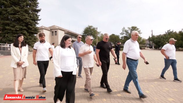 Начальник Одеської РВА Олександр Гринчак відвідав Визирську громаду та оцінив її успіхи (фото)