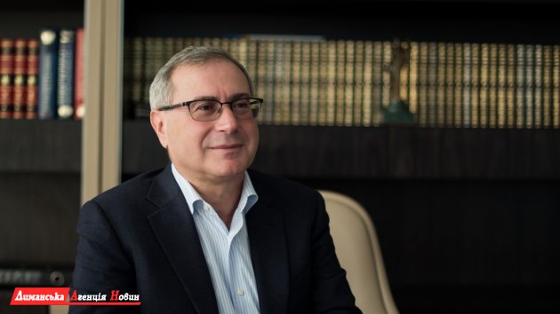 Олег Кутателадзе привітав педагогів Лиманщини з Днем учителя