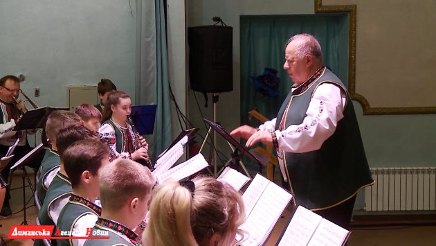 У Визирській громаді відзначили 75-річний ювілей керівника оркестру «Визирські сурми» Степана Скочипця (фото)