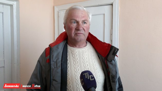 Михайло Стадніченко, працівник з благоустрою, електрик.