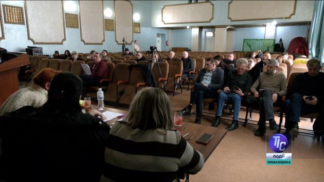 Звітна сесія у Визирці: результати роботи гуманітарної та медичної сфер громади (фото)