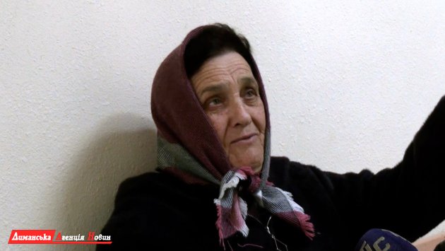 Марія, місцева жителька.