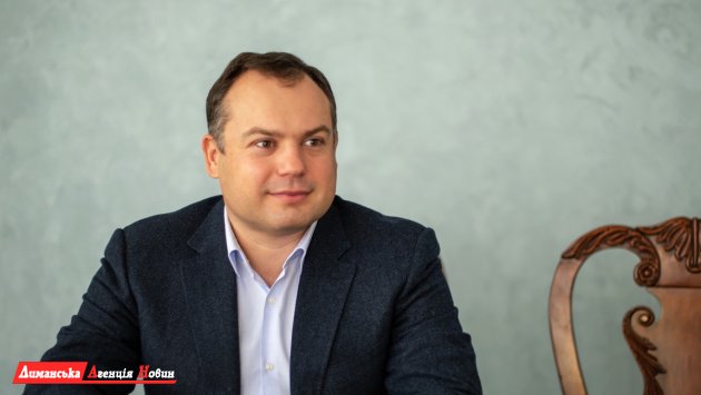 Виталий Кутателадзе обратился к жителям Визирской громады с пасхальным поздравлением