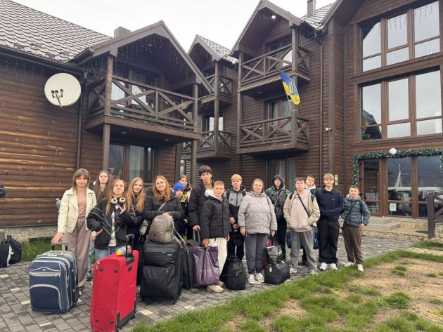 Оздоровлення та відпочинок у Карпатах: діти із Визирської громади вирушили до Яремча (фото)