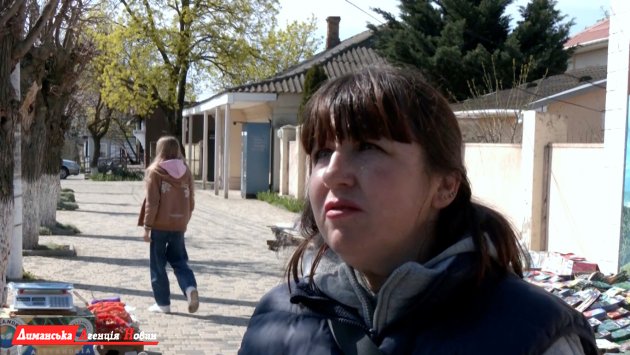 Елена Чеботарь, выращивает растения на продажу.