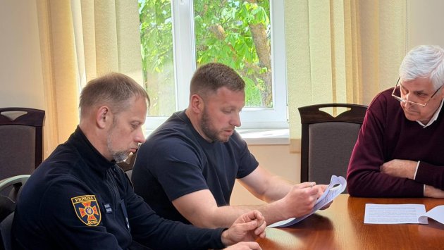 В Визирском сельсовете выделили средства на ремонт кровли Причерноморского лицея (фото)