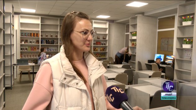 Яна Оксенчук, завідувачка бібліотеки Причорноморського ліцею.