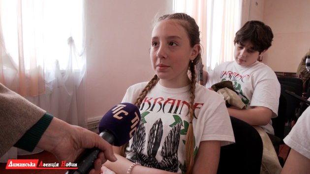 Влада Унгурян, учасниця рою «Соколи» Причорноморського ліцею.