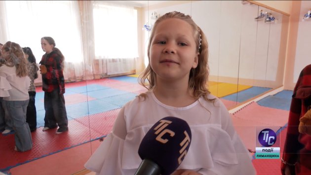 Софія, учениця вокальної студії естрадної пісні «Мелодайн».