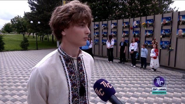 Гліб, учень 10 класу Причорноморського ліцею.