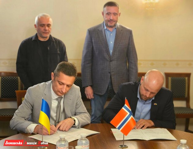 Нове місто «Визир» біля порту: Визирська громада підписала меморандум із норвезькою компанією (фото)