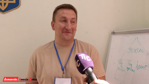 Валерій Іванчиков, начальник управління освіти, культури, туризму, молоді та спорту Доброславської селищної ради.