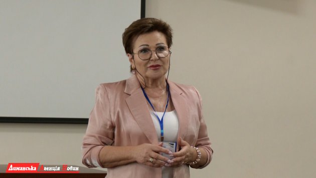 Людмила Прокопечко, Доброславський селищний голова.